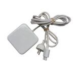 Apple iMac Power Adapter 143W A2388 / 661-18535 (Käytetty)