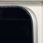 iPhone 16 Plus 128GB, Musta, Halkeama nurkassa - Image 2
